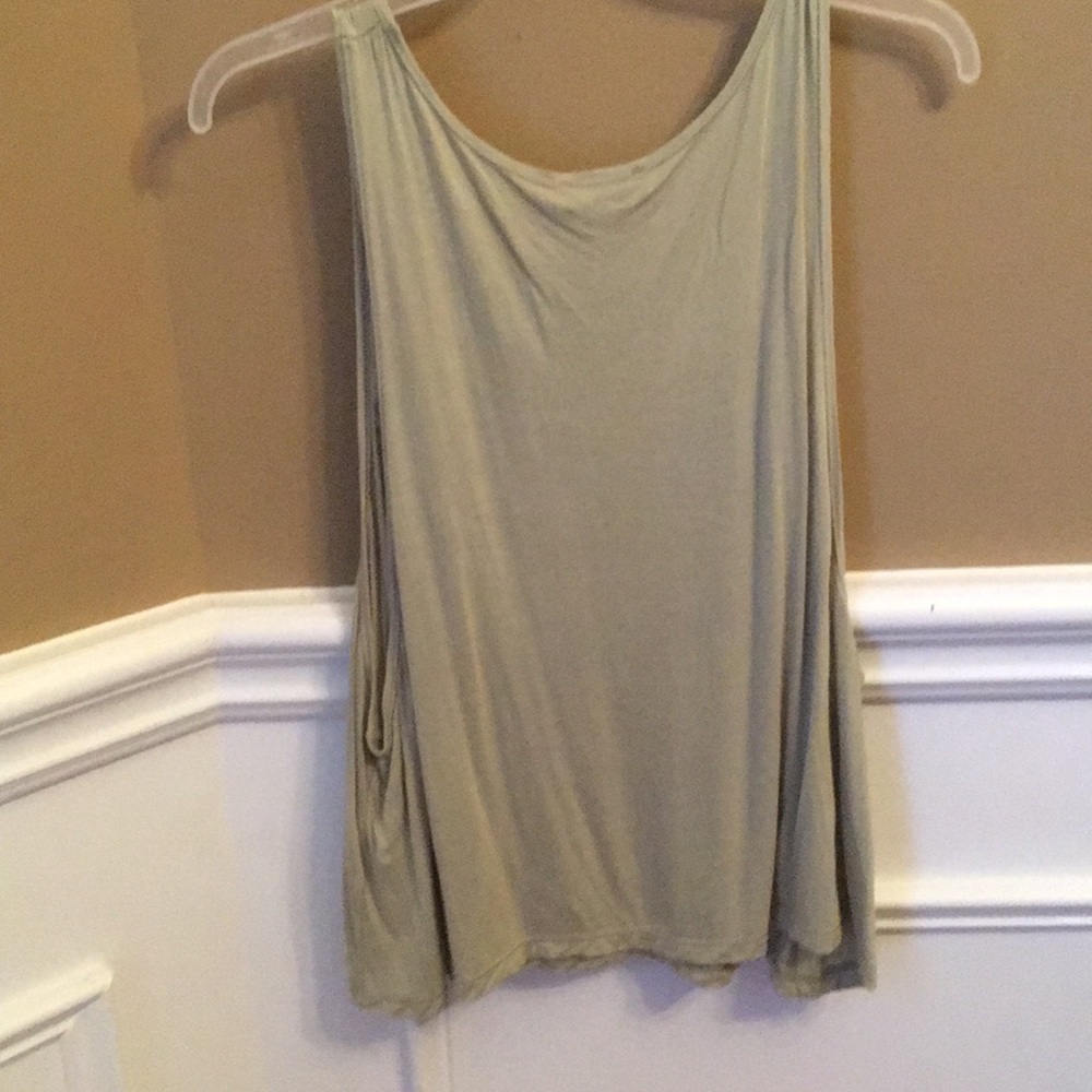 Shirt - Picture 3 of 3